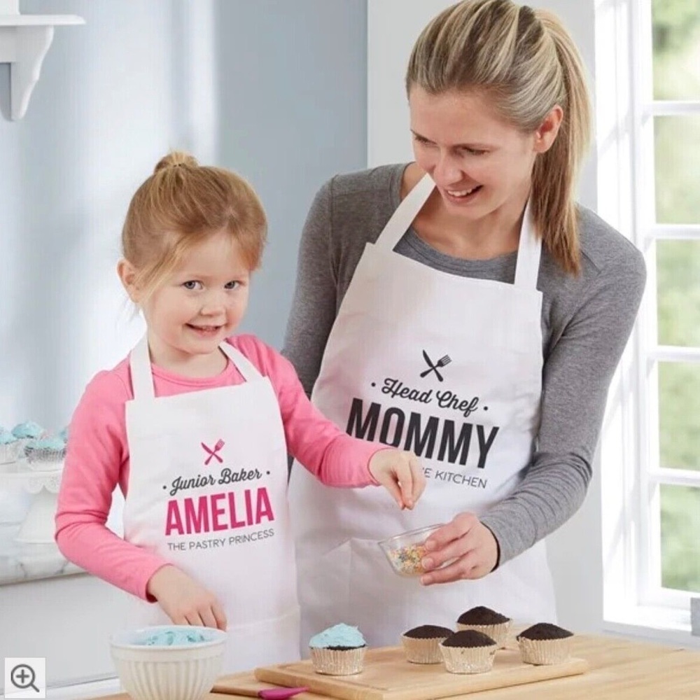 Set of 2 Head Chef Personalized Adult and Youth Apron Mother Daughter Valynn new